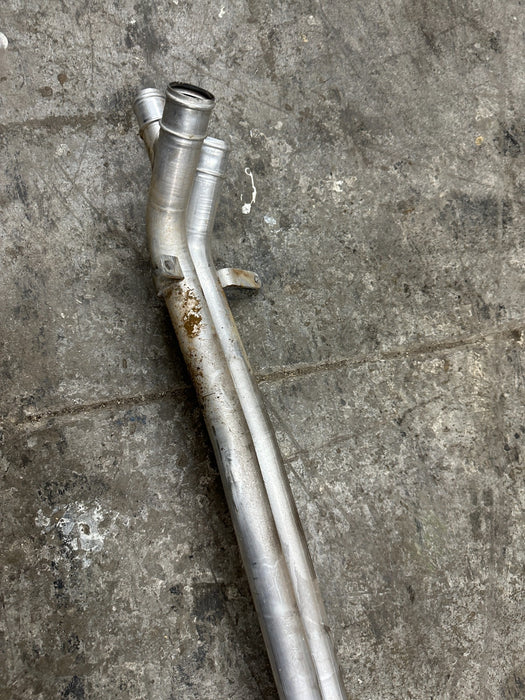 2014 AUDI R8 OEM UNDERBODY CENTER COOLANT PIPE LINE HOSE TUBE 420 121 050 B
