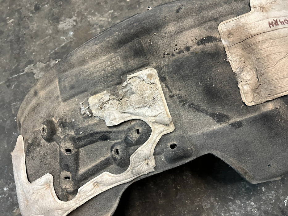 2023-2024 FORD F350 FRONT RIGHT FENDER LINER OEM PC3B-16034-BD