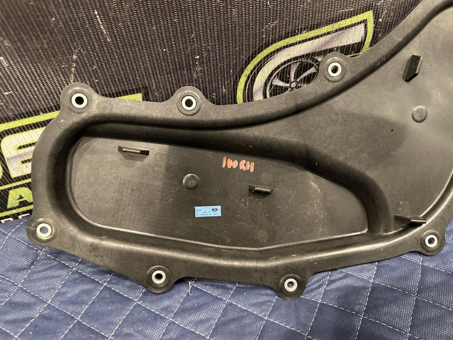 2018 AUDI R8 V10 SPYDER PLUS RIGHT WINDOW REGULATOR COVER PLATE 4S0 837 104 B