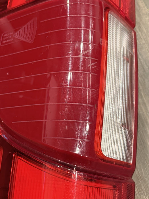 2020-2022 FORD F350 F450 DRIVER LEFT LED TAIL LIGHT OEM *WEAR 5-9*