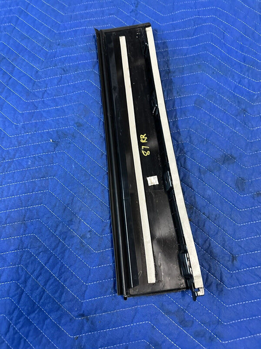 2017-2019 FORD F250 F350 REAR RIGHT GLOSS BLACK DOOR B PILLAR OEM