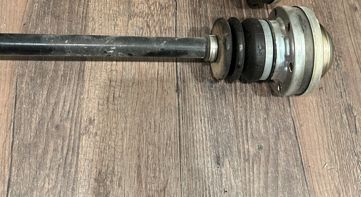 2017 AUDI R8 SPYDER GALLARDO FRONT LEFT CV AXLE SHAFT OEM 420 407 271 A