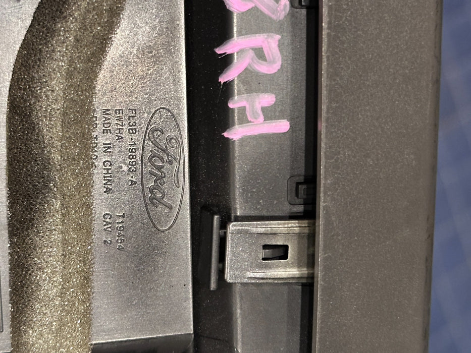 2020 FORD F250 F350 F450 XLT DASHBOARD DASH RIGHT PASSENGER AIR VENT OEM *WEAR*