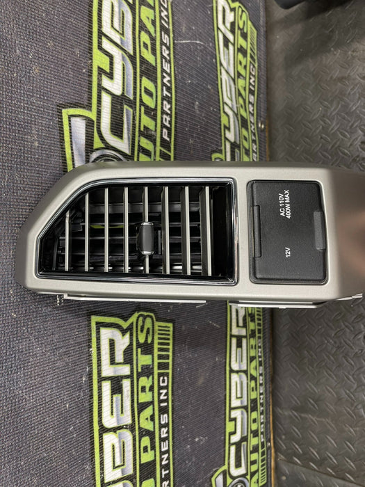 2017-2019 FORD F250 F350 F450 KING RANCH CENTER RIGHT DASH AIR VENT TRIM OEM