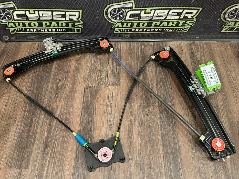 2021 AUDI R8 LEFT WINDOW REGULATOR ASSEMBLY OEM 4S8 837 461 B