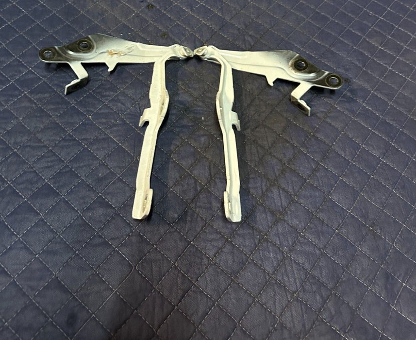 2016 FORD MUSTANG SHELBY GT350 LEFT RIGHT HOOD HINGE HINGES PAIR OEM FR3V16801AC