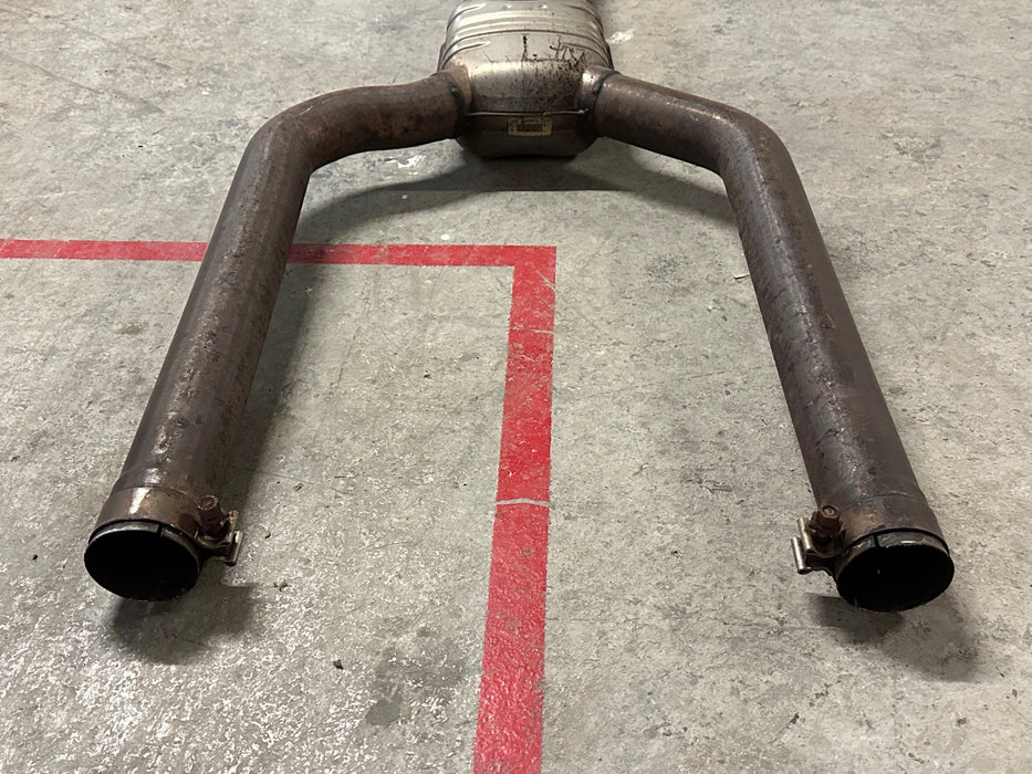 2020 BMW M8 COMPETITION F93 EXHAUST SYSTEM MUFFLER PIPE OEM WE CANNOT SHIP THIS ITEM! LOCAL PICKUP ONLY!!