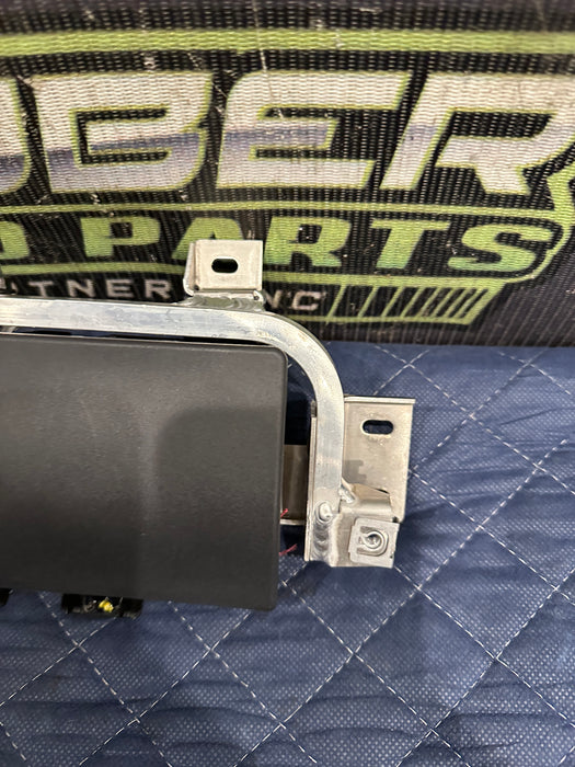 2014 AUDI R8 RIGHT PASSENGER KNEE AIRBAG AIR BAG MODULE 420 880 842 D