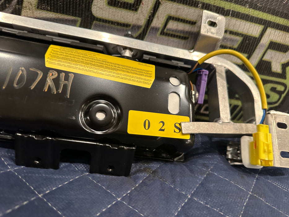 2014 AUDI R8 RIGHT PASSENGER KNEE AIRBAG AIR BAG MODULE 420 880 842 D