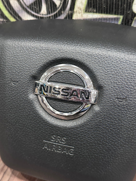 2017 NISSAN TITAN XD RESERVE STEERING WHEEL AIRBAG OEM
