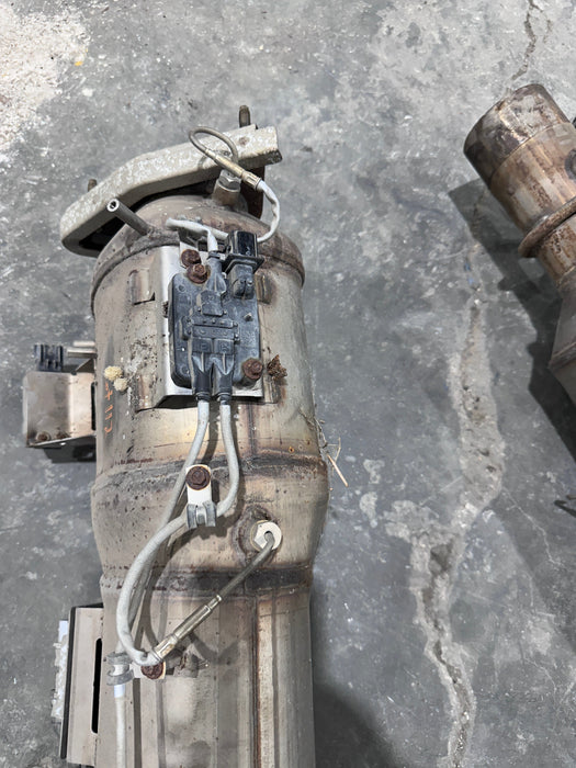 2017 NISSAN TITAN XD RESERVE DPF CATALYTIC CONVERTER EXHAUST OEM 102K MILES *DAMAGED SENSORS/READ DESCRIPTION!!*