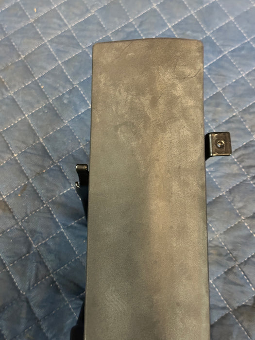 2014 AUDI R8 LEFT DRIVER KNEE AIRBAG AIR BAG MODULE 420 880 841