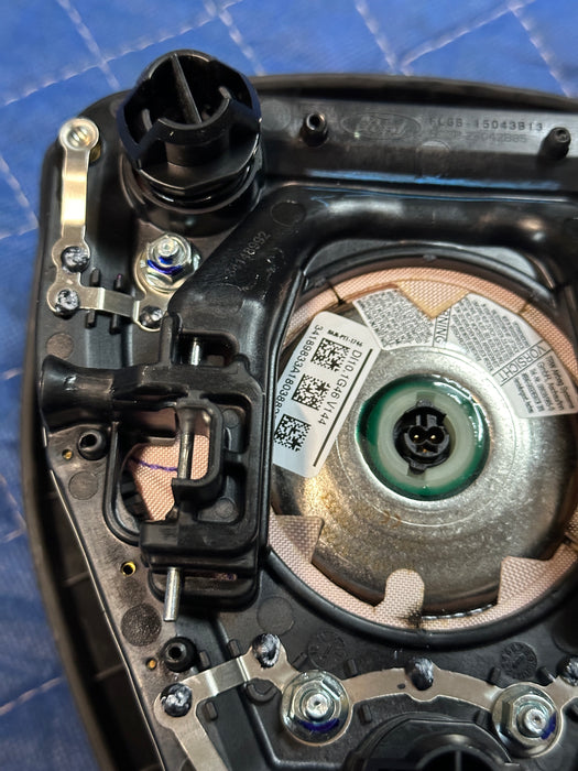 2017-2022 FORD F250 F350 SUPERDUTY 6.7L DIESEL PLATINUM STEERING WHEEL AIRBAG OEM