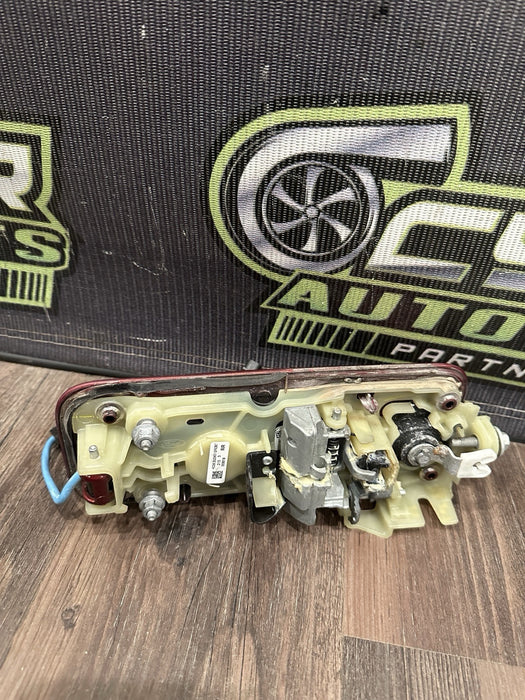 2017-2022 FORD F250 F350 F450 FRONT LEFT DOOR HANDLE OEM RUBY RED RR