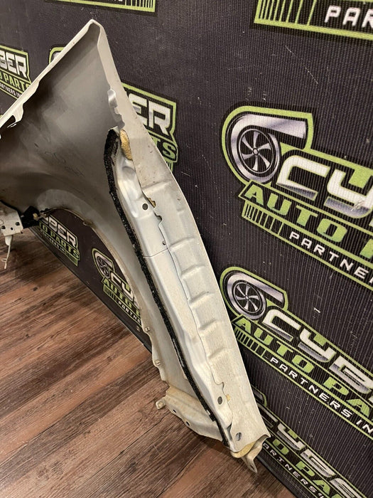 2018 NISSAN 370Z NISMO FRONT RIGHT FENDER OEM (PEARL WHITE) *MINOR SCUFFS*