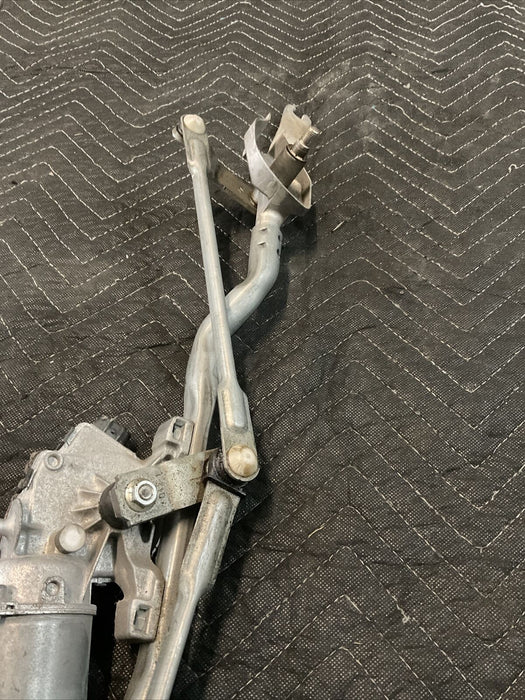 2016 DODGE CHARGER HELLCAT WINDSHIELD WIPER MOTOR OEM