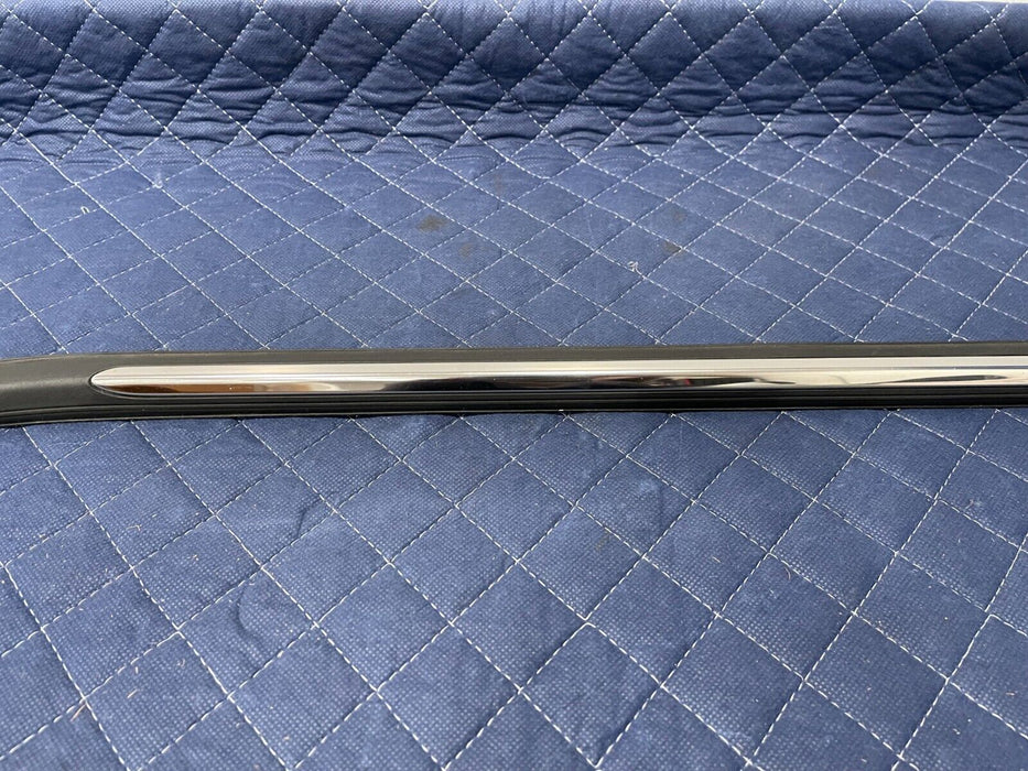 2017-2019 FORD F250 F350 REAR DRIVER LEFT WEATHER DOOR STRIP W/ CHROME OEM