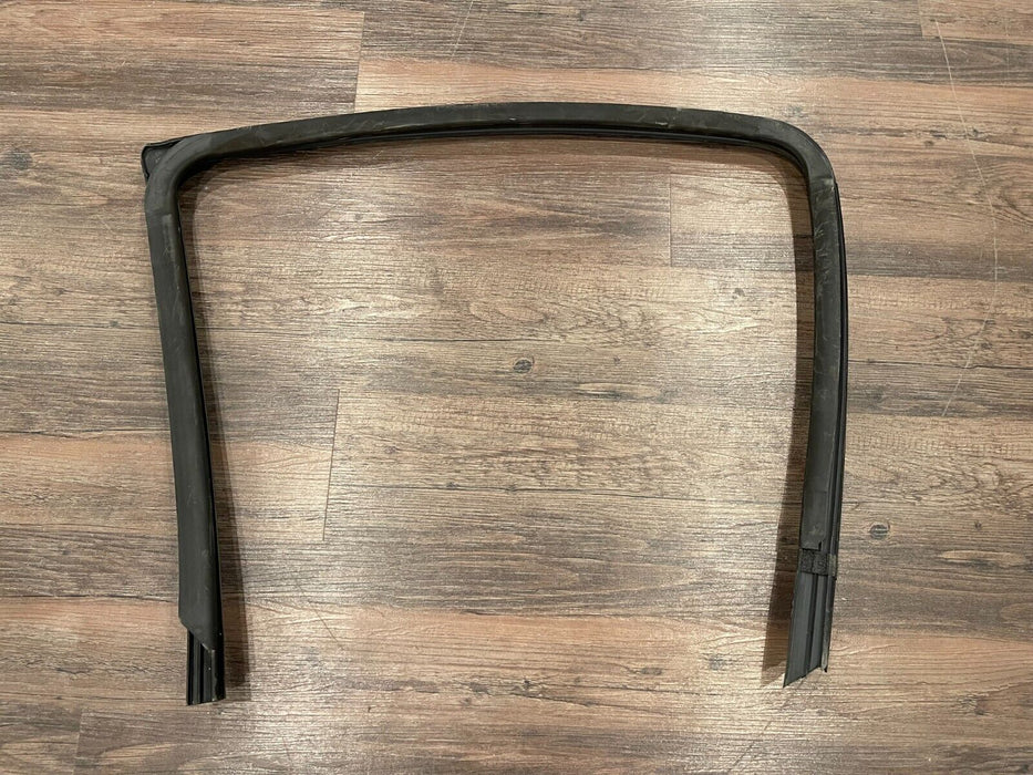 2017-2022 FORD F250 F350 PLATI REAR RIGHT DOOR RUBBER WHEATHER STRIP SEAL OEM