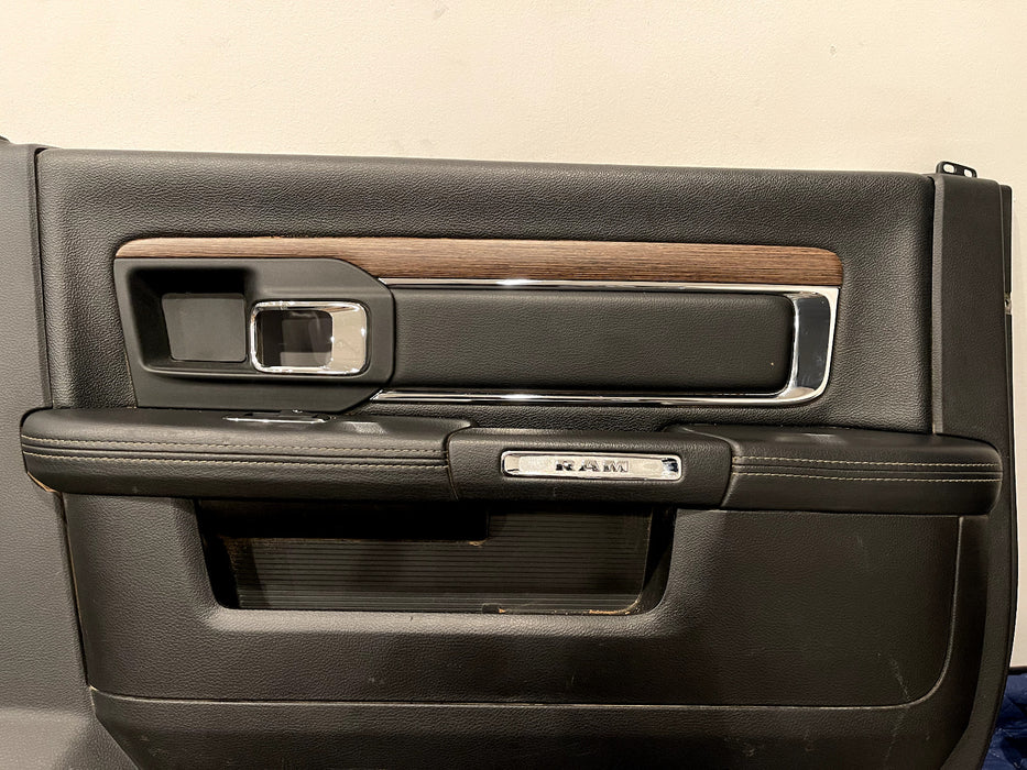 2017 DODGE RAM 2500 CREW CAB REAR PASSENGER RIGHT DOOR PANEL OEM SCRATCHES/SCUFF