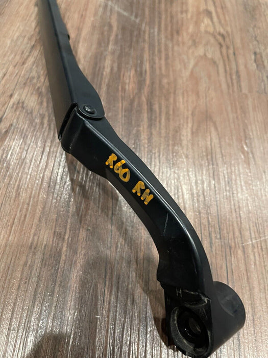 2017 INFINITI Q50 RED SPORT FRONT LEFT & RIGHT WINDSHIELD WIPERS OEM