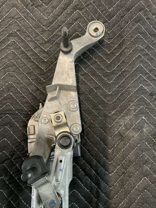 2017 MERCEDES C63S AMG C205 WINDSHIELD WIPER WASHER MOTOR OEM