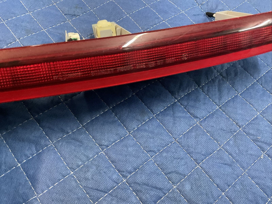 2018 NISSAN 370Z NISMO COUPE TRUNK THIRD BRAKE LIGHT ASSEMBLY OEM 2009-2020