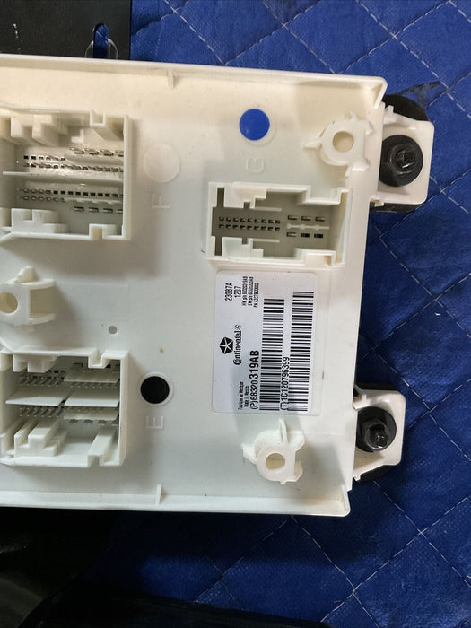 2017 RAM 2500 LARAMIE 6.7L DIESEL BCM RADIO FREQUENCY HUB IGNITION SWI ...