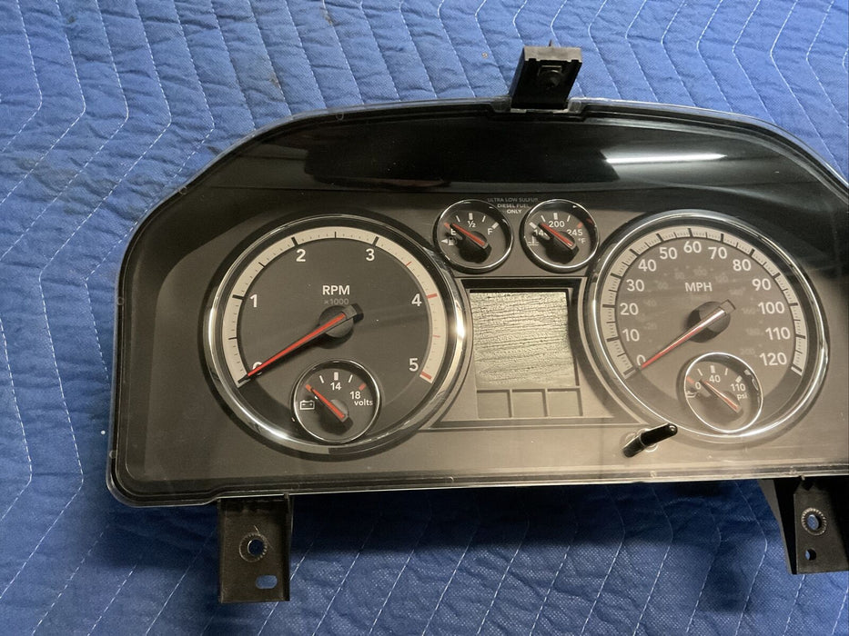 2012 DODGE RAM 3500 SPEEDOMETER INSTRUMENT GAUGE CLUSTER 56046560AB 32K MILES