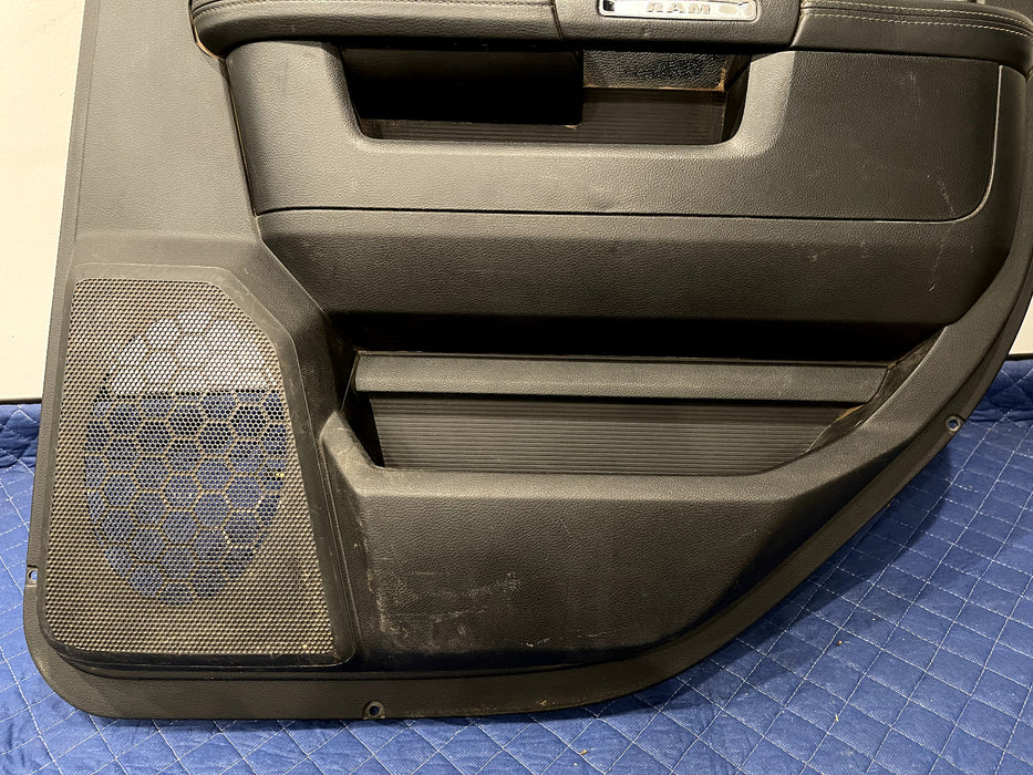 2017 DODGE RAM 2500 CREW CAB REAR PASSENGER RIGHT DOOR PANEL OEM SCRATCHES/SCUFF