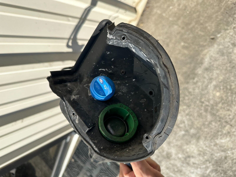 2019 2020 2021 2022 RAM 2500 3500 DIESEL FUEL DEF FILL NECK ASSEMBLY OEM