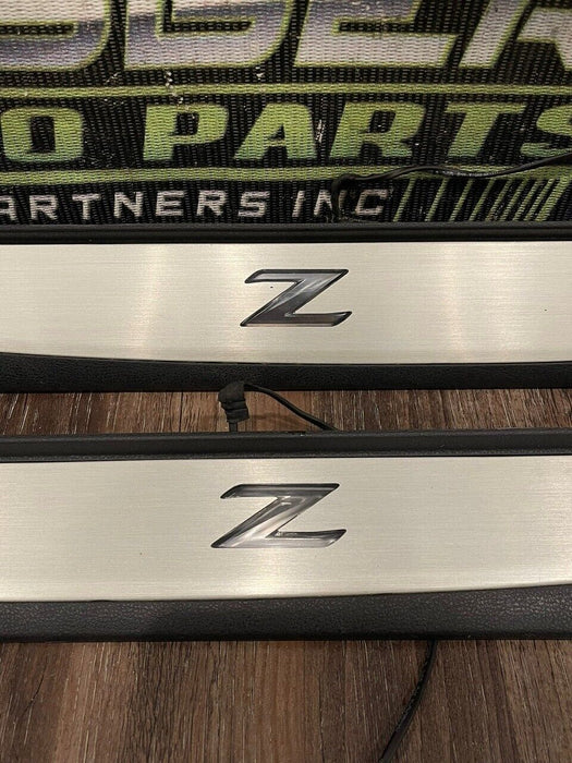 2018 NISSAN 370Z NISMO LEFT RIGHT ILLUMINATED KICK PLATES W/ HARNESS OEM (READ