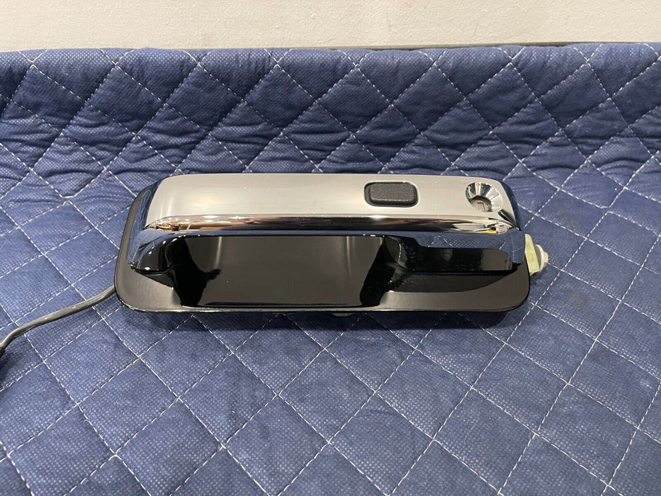 2017-2019 FORD F250 F350 F450 FRONT DRIVER LEFT BLACK/CHROME DOOR HANDLE *G1