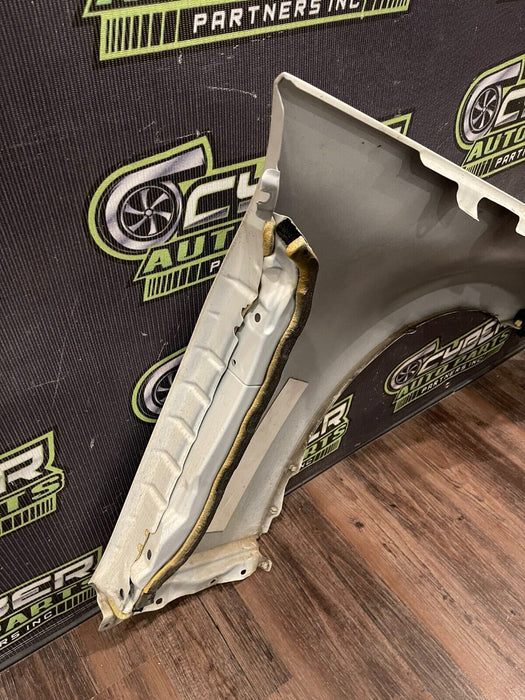 2018 NISSAN 370Z NISMO FRONT DRIVER LEFT FENDER OEM (PEARL WHITE) *MINOR SCUFFS*