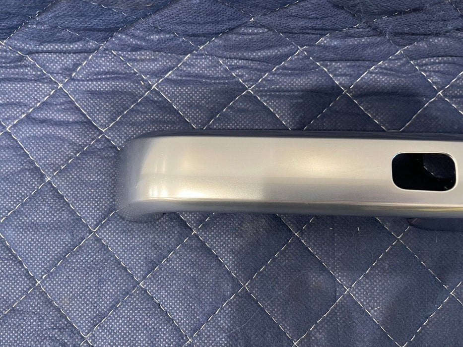 2017-2019 FORD F250 F350 FRONT LEFT EXTERIOR SILVER DOOR HANDLE OEM *SCRATCH*
