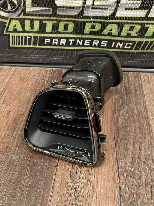 2015-2018 DODGE CHALLENGER FRONT DRIVER LEFT DASH A/C HVAC AIR VENT OUTLET OEM