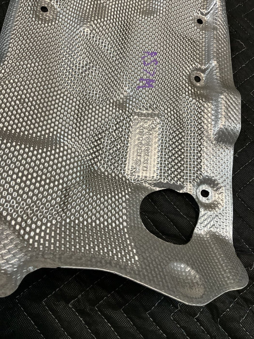2017 MERCEDES C63 AMG OEM CENTER HEAT SHIELDING 205 682 33 71 A2056823371
