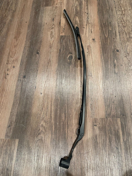 2017 INFINITI Q50 RED SPORT FRONT LEFT & RIGHT WINDSHIELD WIPERS OEM