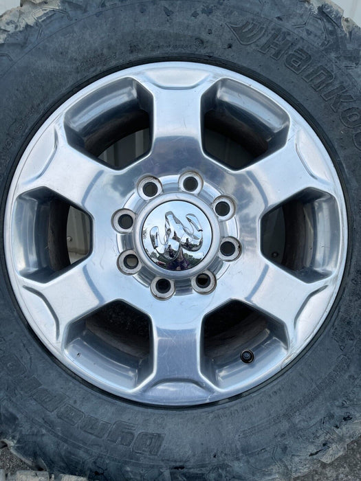 2017 DODGE RAM 2500 MEGA CAB HANKOOK DYNAPRO MT2 WHEELS LT275/70R18 OEM