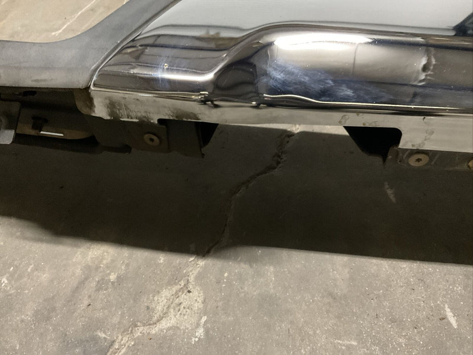 2017 2018 2019 FORD F250 F350 F450 CHROME REAR BUMPER W/O PARKING SENSORS OEM