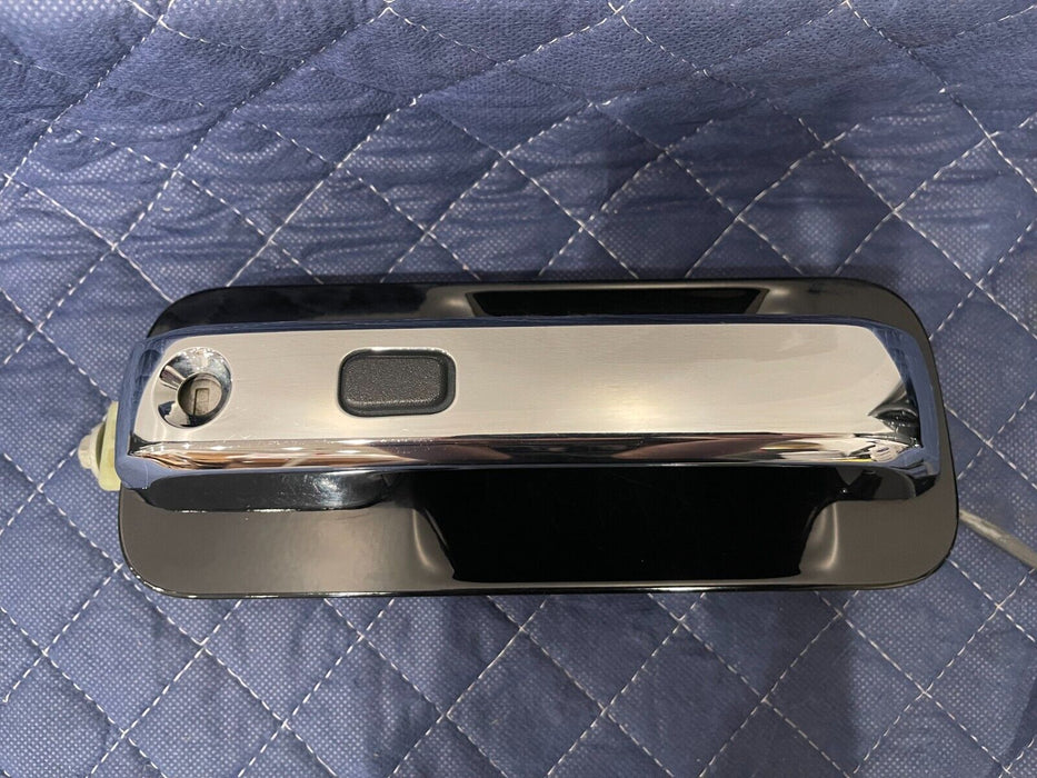 2017-2019 FORD F250 F350 F450 FRONT DRIVER LEFT BLACK/CHROME DOOR HANDLE *G1