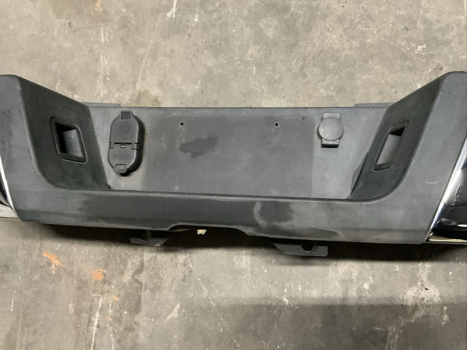 2017 2018 2019 FORD F250 F350 F450 CHROME REAR BUMPER W/O PARKING SENSORS OEM