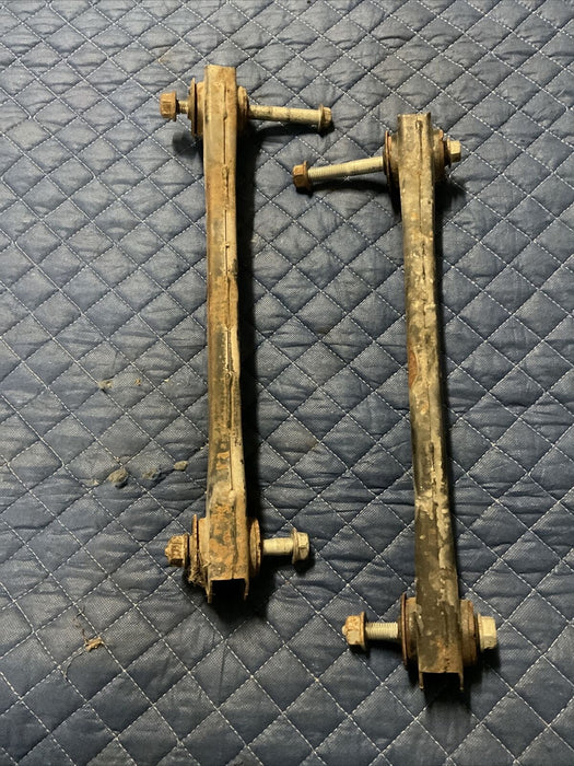 2012 RAM 3500 FRONT RIGHT & LEFT CUMMINS MEGACAB AAM UPPER CONTROL ARMS 32K MILE