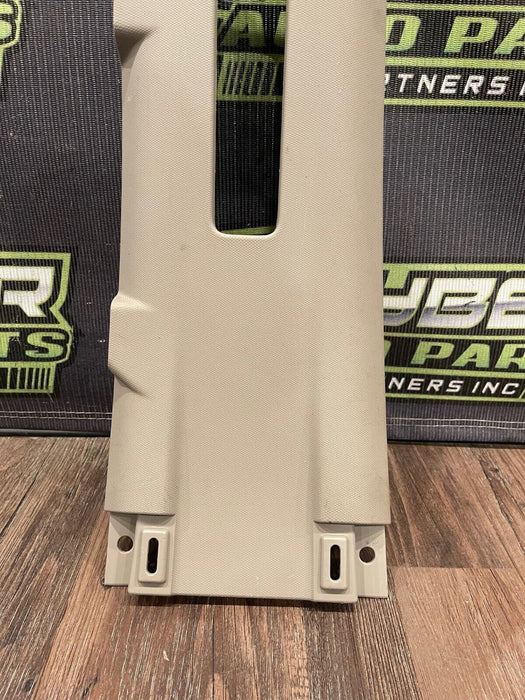 2017-2019 FORD F250 F350 F450 LIMITED LIGHT GRAY LEFT UPPER B PILLAR OEM *SCUFFS