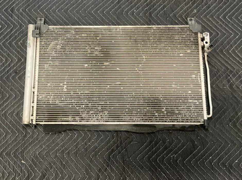 2014 2015 INFINITI Q50 3.7L V6 VQ37VHR A/C CONDENSER OEM *DAMAGE*