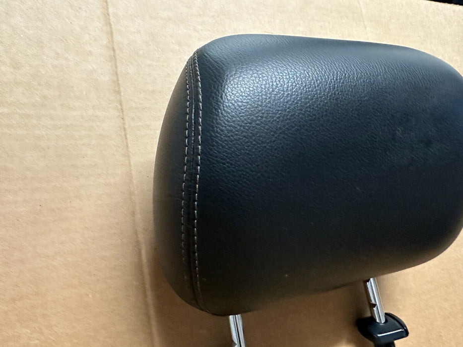 2018 FORD F250 F350 FRONT SEAT LARIAT HEAD REST OEM