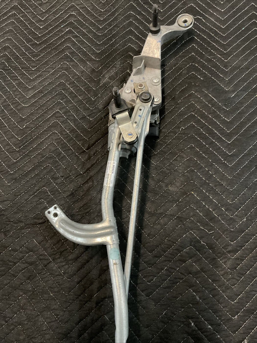 2017 MERCEDES C63S AMG C205 WINDSHIELD WIPER WASHER MOTOR OEM