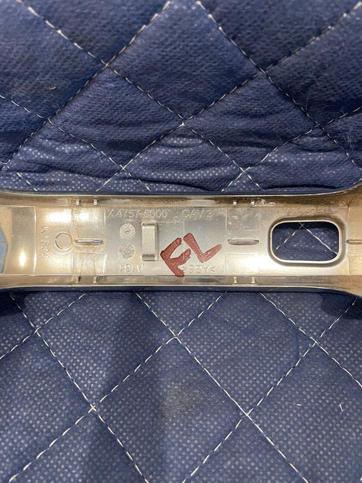 2017-2019 FORD F250 F350 FRONT LEFT EXTERIOR SILVER DOOR HANDLE OEM *SCRATCH*