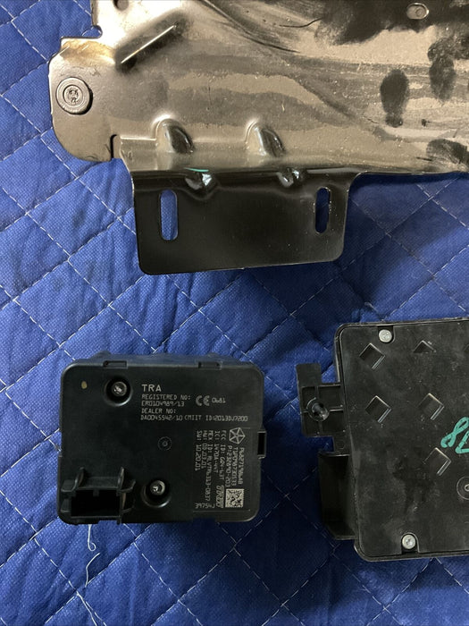 2017 RAM 2500 LARAMIE 6.7L DIESEL BCM RADIO FREQUENCY HUB IGNITION SWI ...