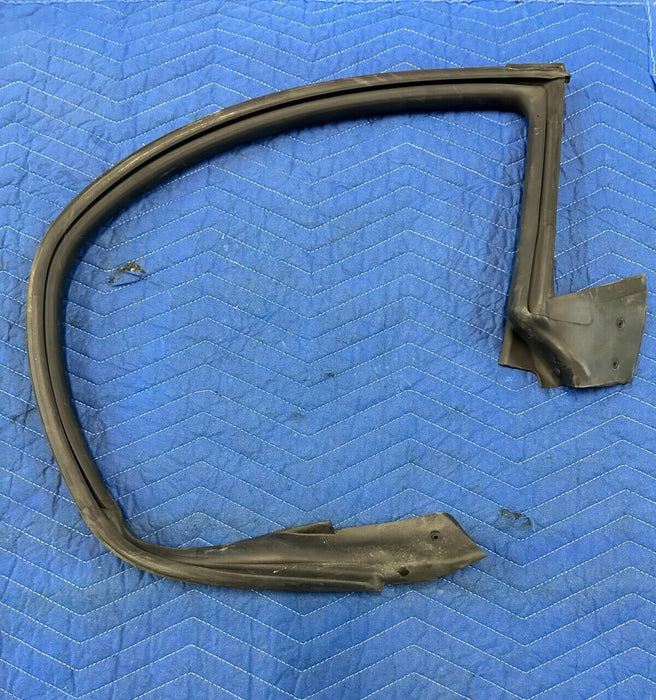 2014 NISSAN 370Z NISMO FRONTDRIVER LEFT RUBBER WEATHER STRIP OEM