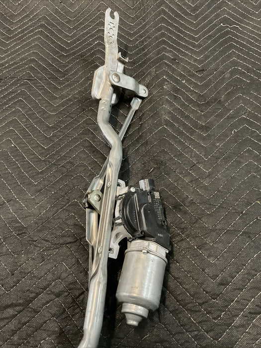 2016 DODGE CHARGER HELLCAT WINDSHIELD WIPER MOTOR OEM